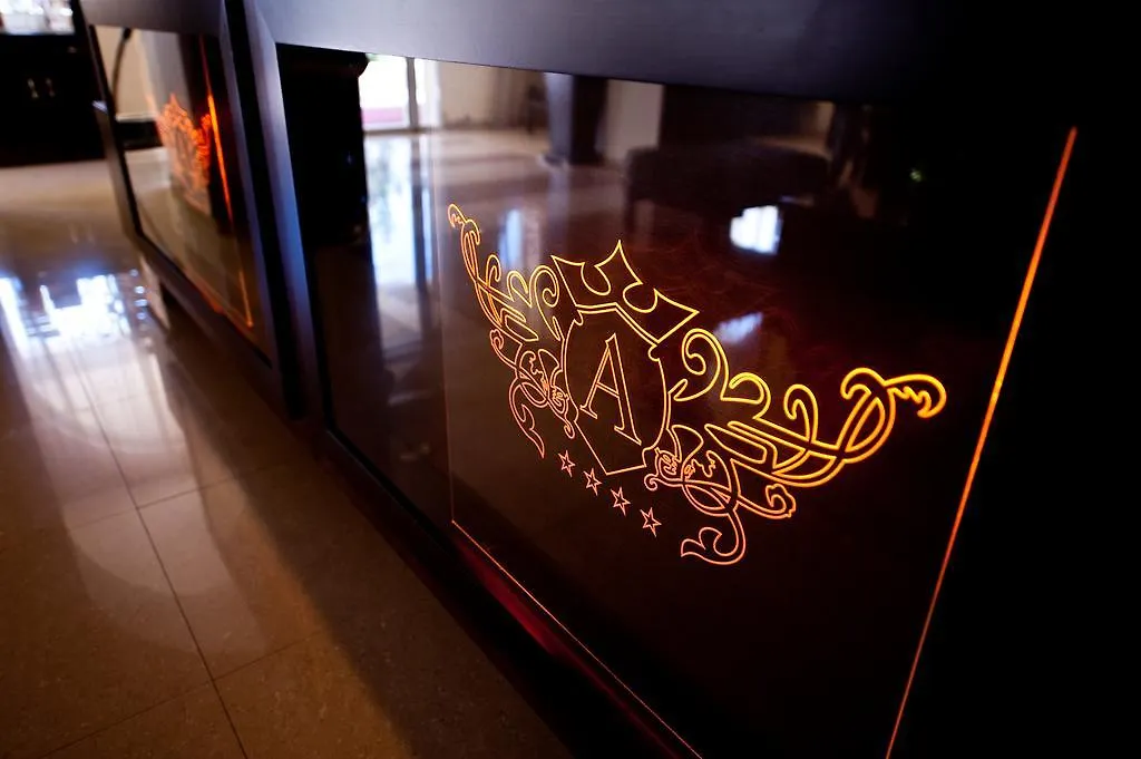 Hotel Aurum Хайдусобосло Венгрия